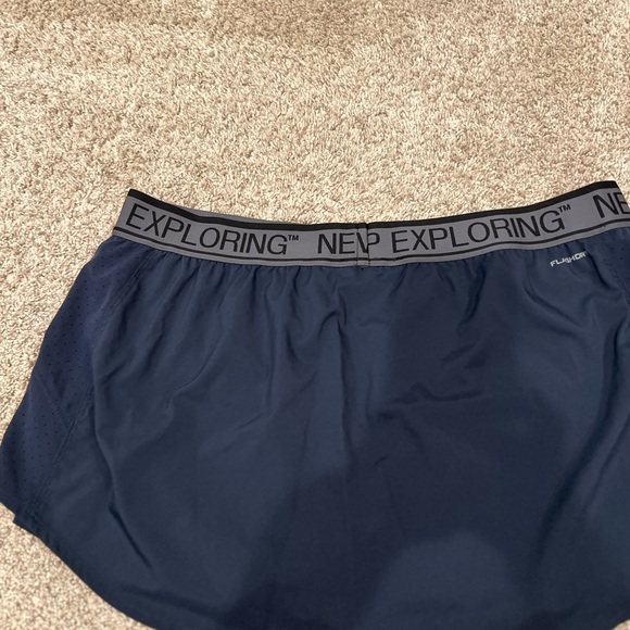 The North Face skorts - Picture 3 of 5